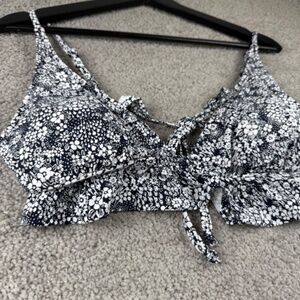 J. Crew NWT French Bikini Ruffle Top Valley Floral Navy Blue Style #AY026 Large